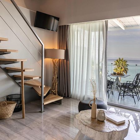 Blue Carpet Luxury Suites ペフコホリ エクステリア 写真