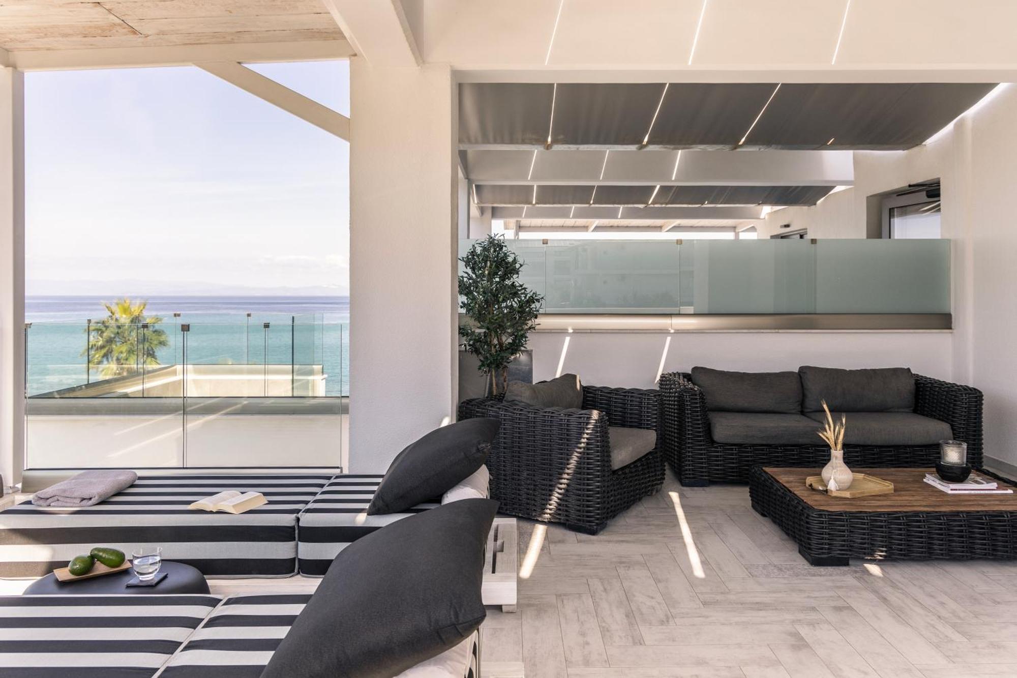 Blue Carpet Luxury Suites ペフコホリ エクステリア 写真